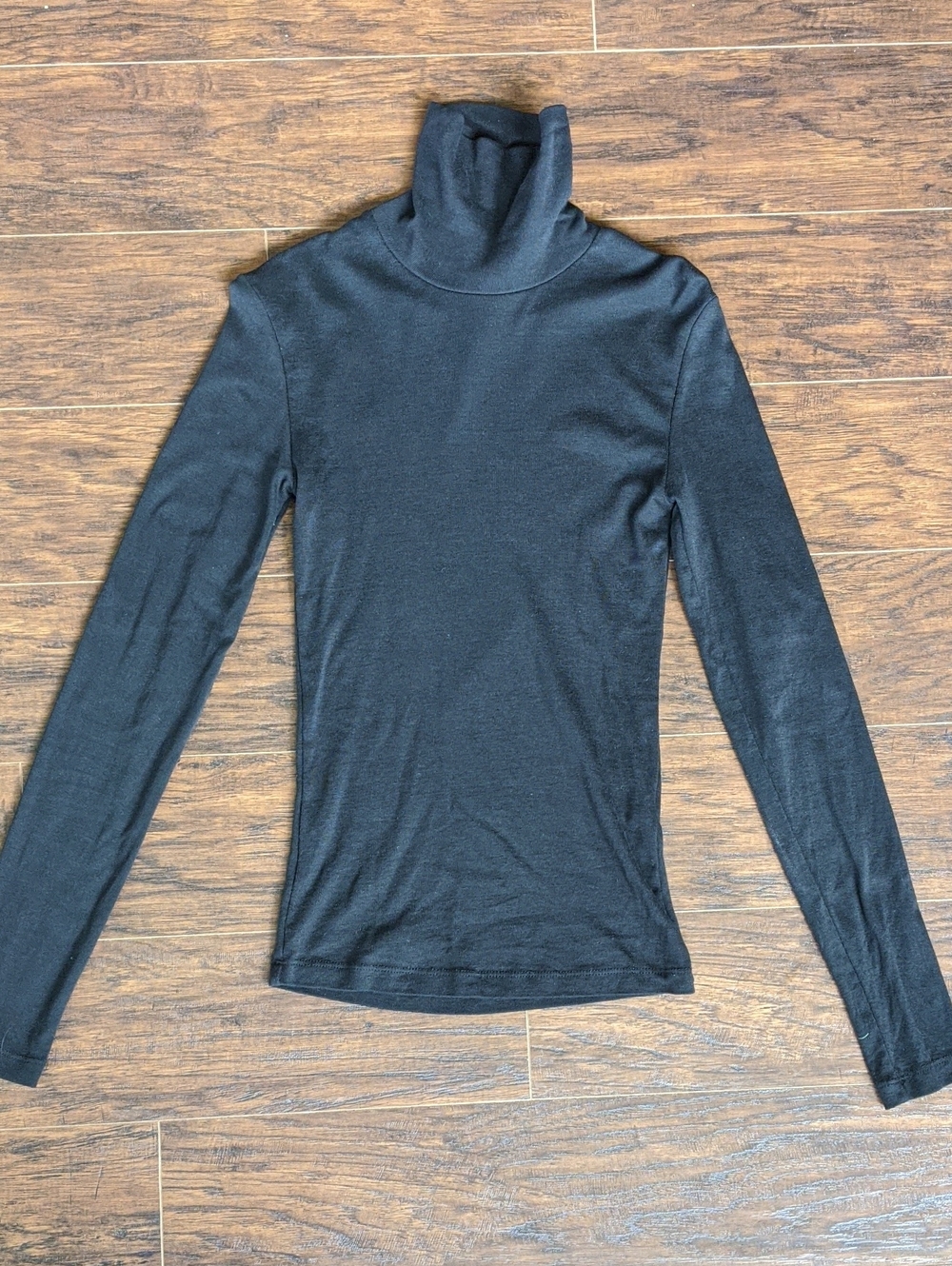 Kotn Fitted Turtleneck